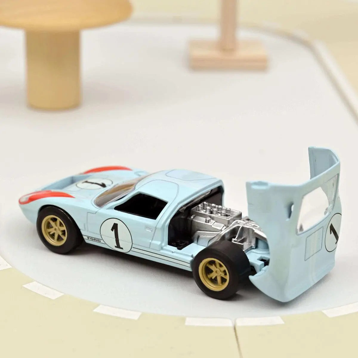 Ford Gt40 1966 #1 1/43 - Norev - détail 3