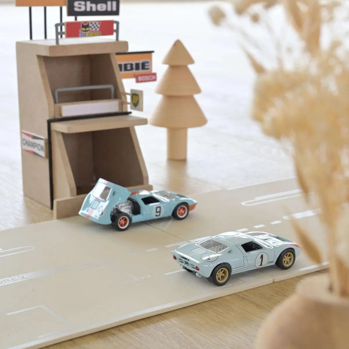 Ford Gt40 1966 #1 1/43 - Norev - détail 4