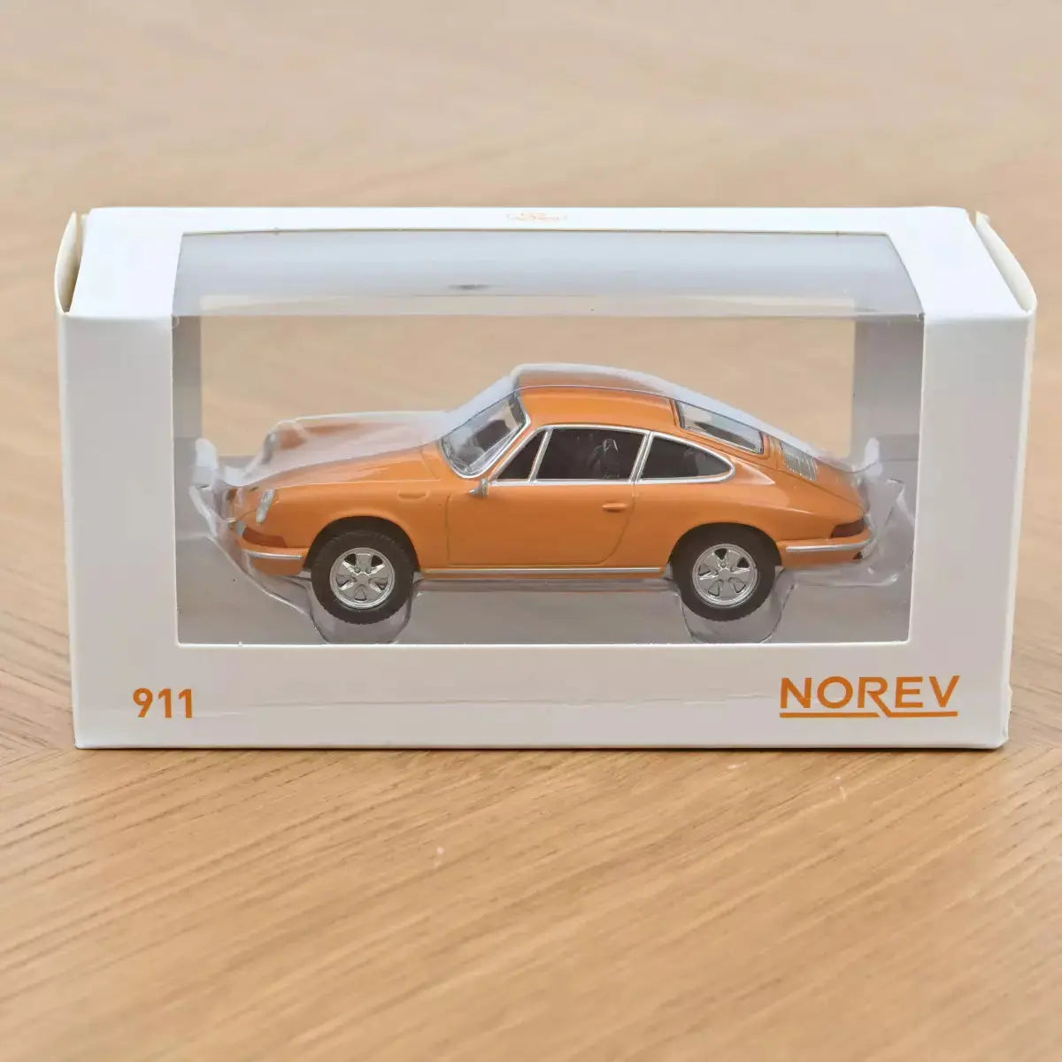 Porsche 911 1969 Jaune - 1/43 - Norev - détail 3