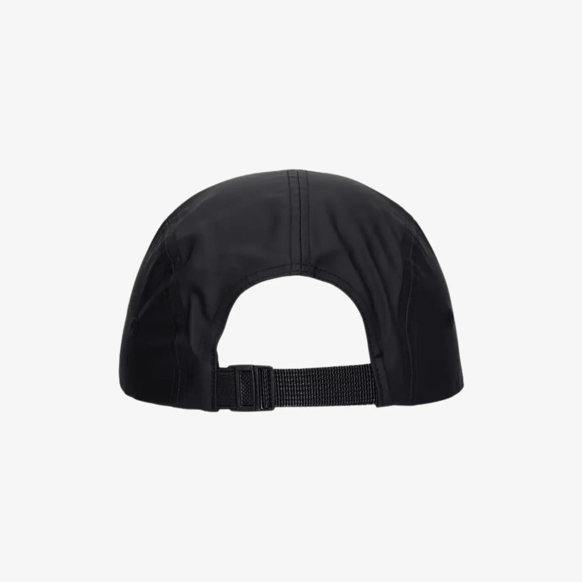 Dos de la 5 Panel Cap noire, ouverture arrière et sangle réglable à boucle plate