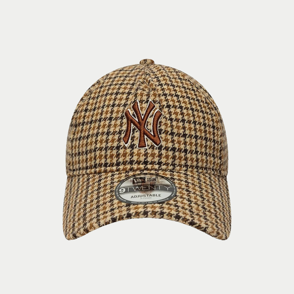 Casquette 9Twenty A-Frame New York Yankees Check beige New Era - face avant, couronne A-Frame souple et tissage pied-de-poule