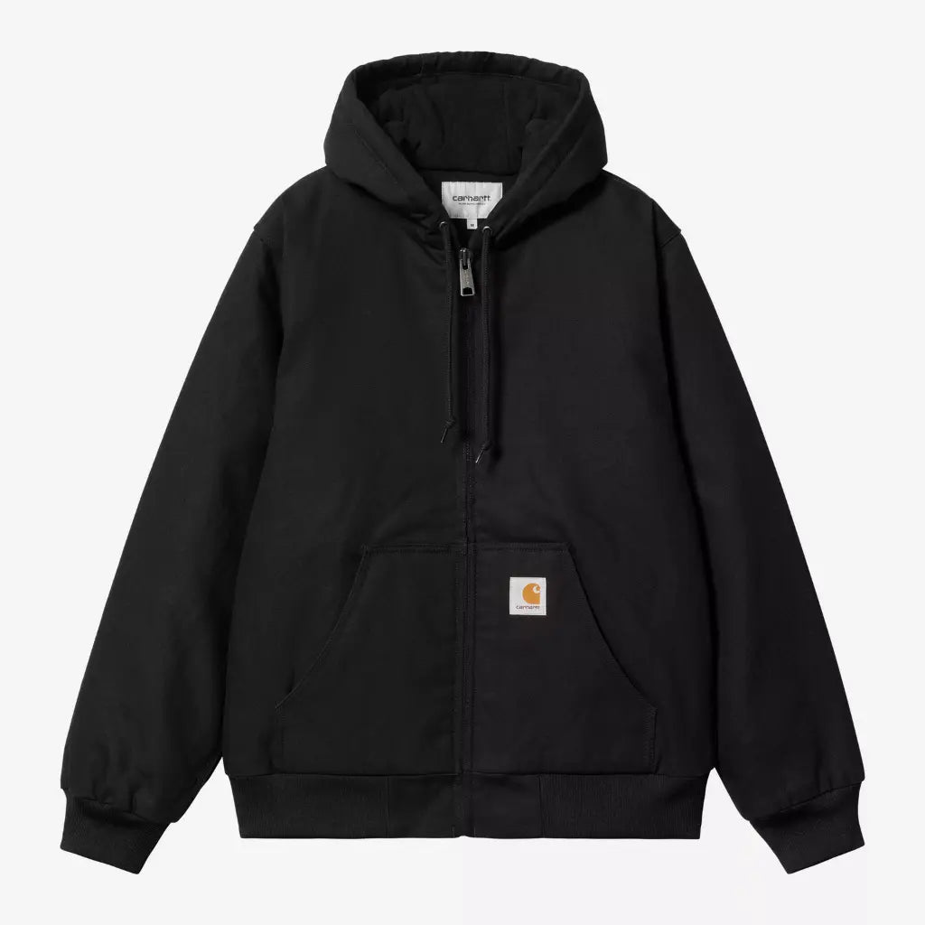 Veste Active Winter Black Rigid Carhartt WIP, vue de face zippée : toile noire, capuche doublée et étiquette carrée