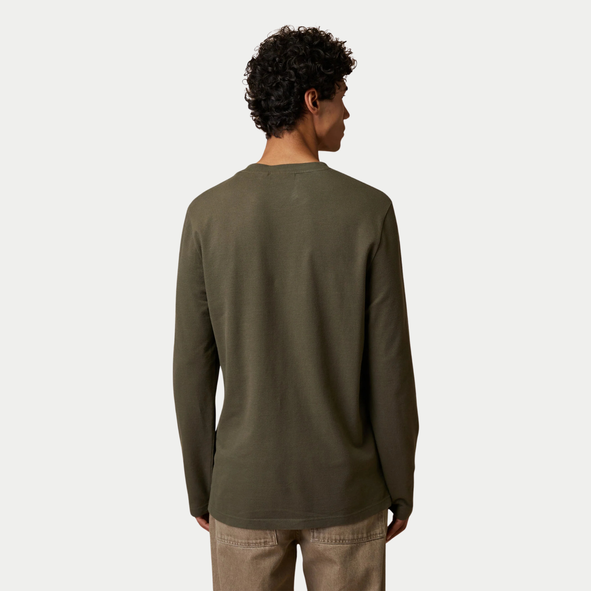 T-shirt manches longues Bailly kaki Faguo vu de dos, dos uni et bas arrondi