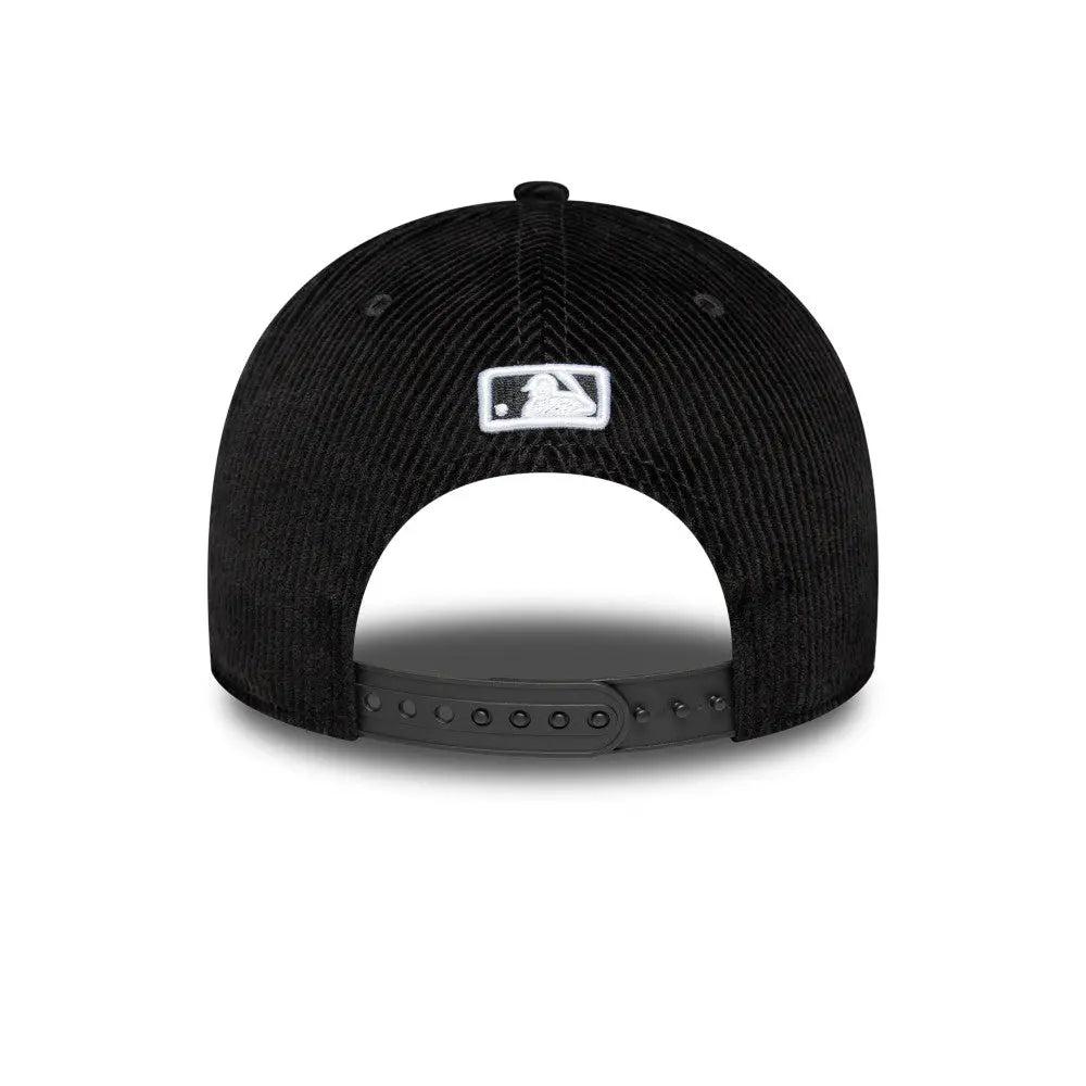 Casquette 9twenty New York Velours Noir - New Era - détail 3
