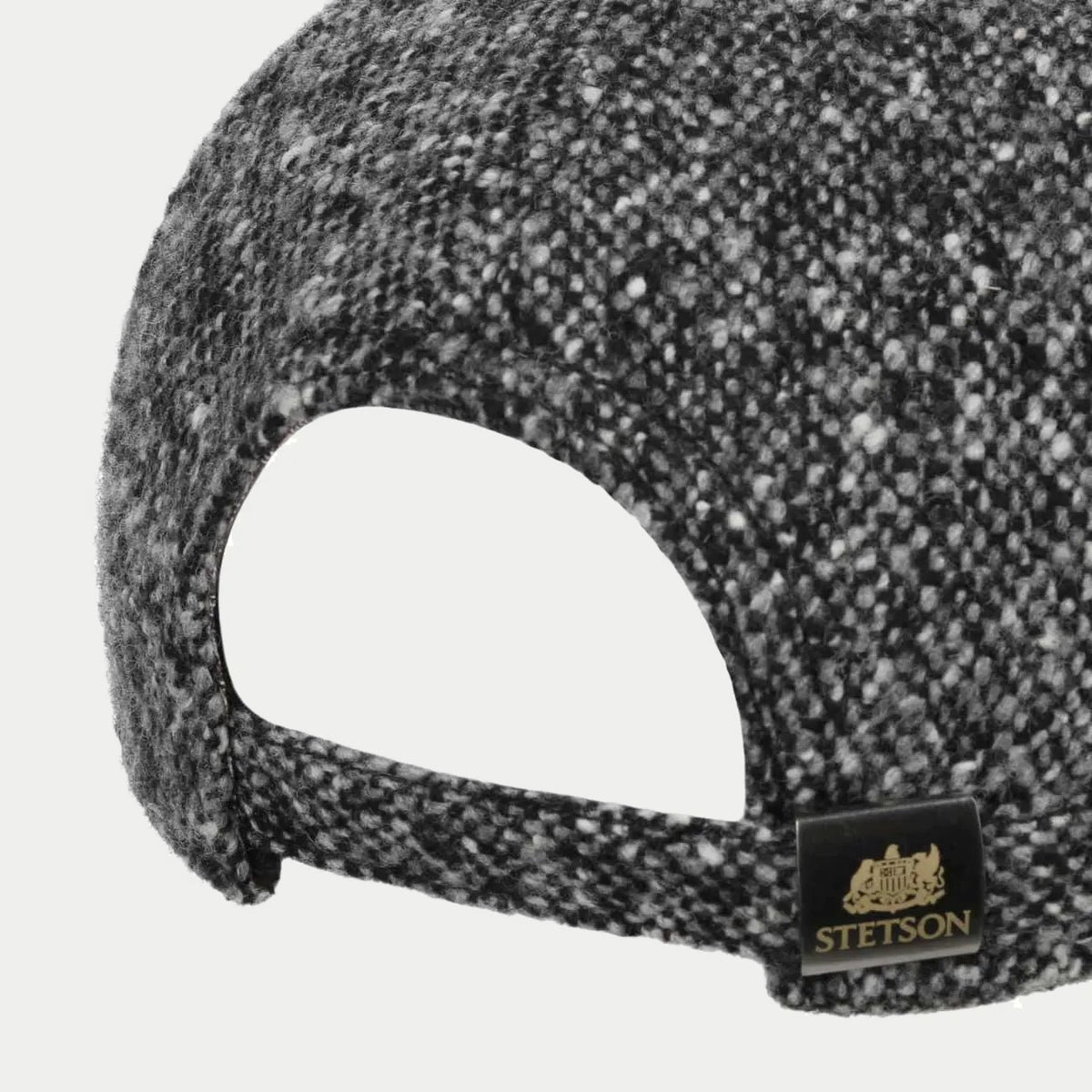 Arrière de la casquette Donegal noir et blanc Stetson : ouverture de réglage et étiquette de marque
