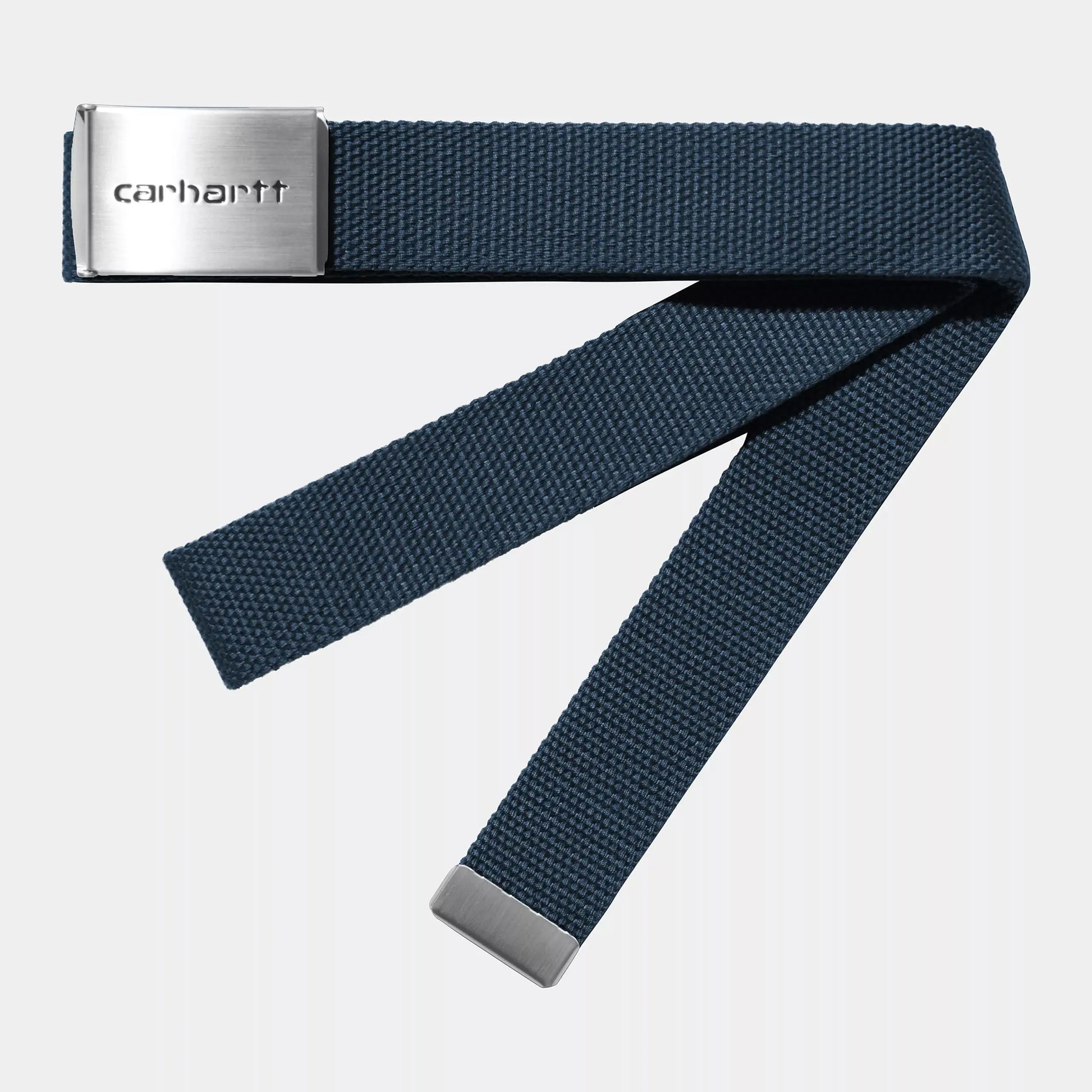Ceinture Clip Belt Chrome Ink Carhartt WIP, toile bleu marine foncé enroulée, boucle chromée brossée gravée