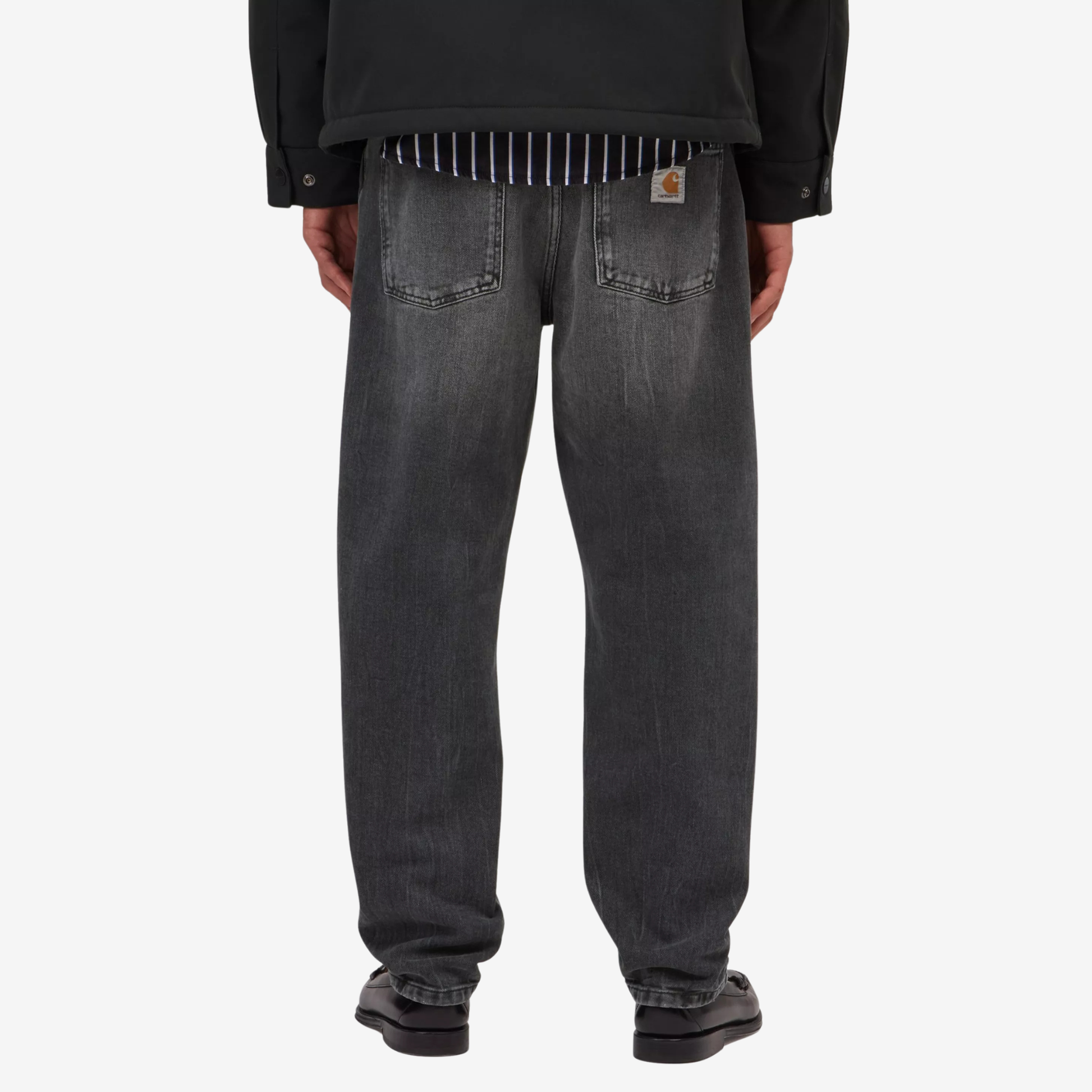 Jean Newel Carhartt WIP Black Marble Used Wash porté de dos : tombé décontracté, poches arrière plaquées