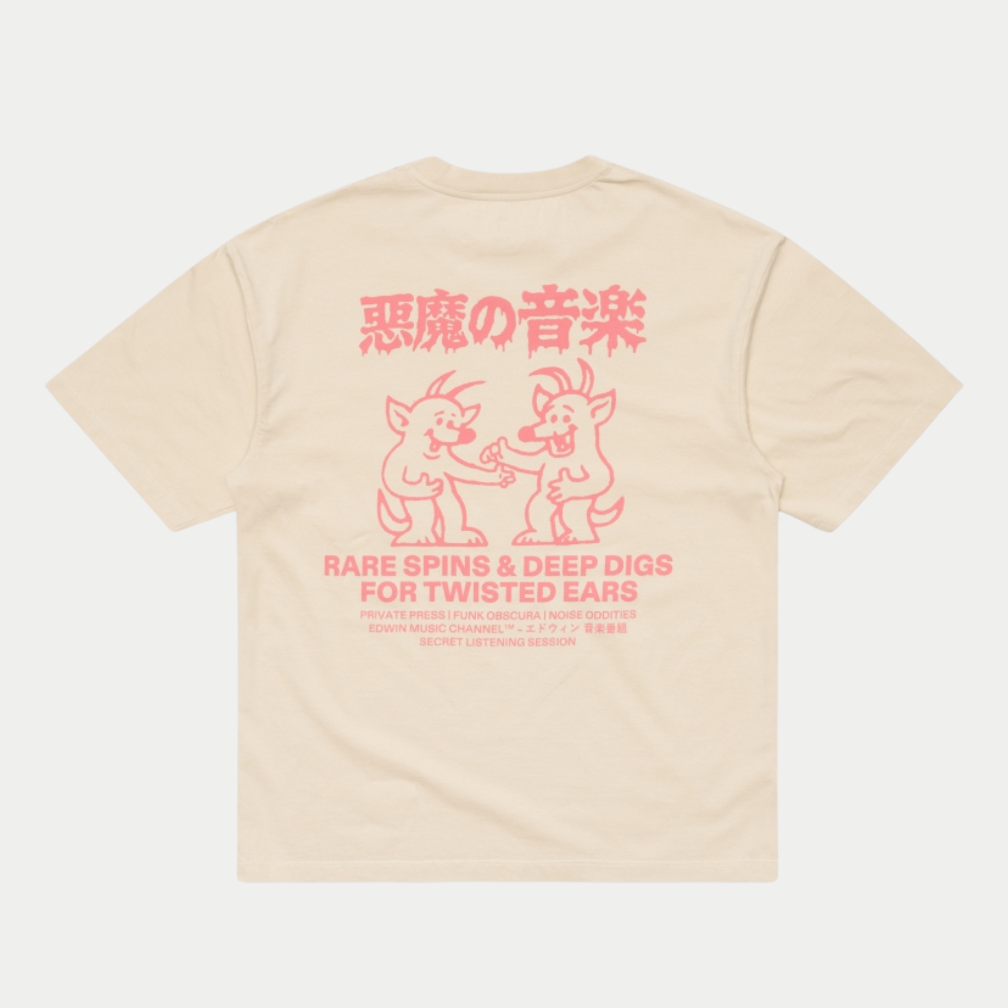 T-shirt Rare Spins écru Edwin vu de dos, grand imprimé rose : deux diablotins, kanji et slogan Rare Spins & Deep Digs