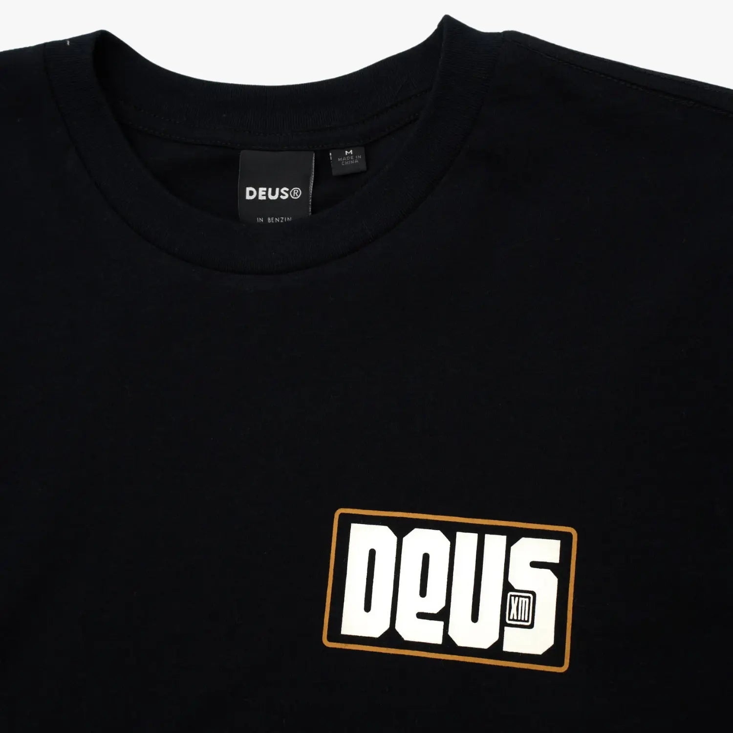 T-shirt Outage - Deus Ex Machina - détail 3