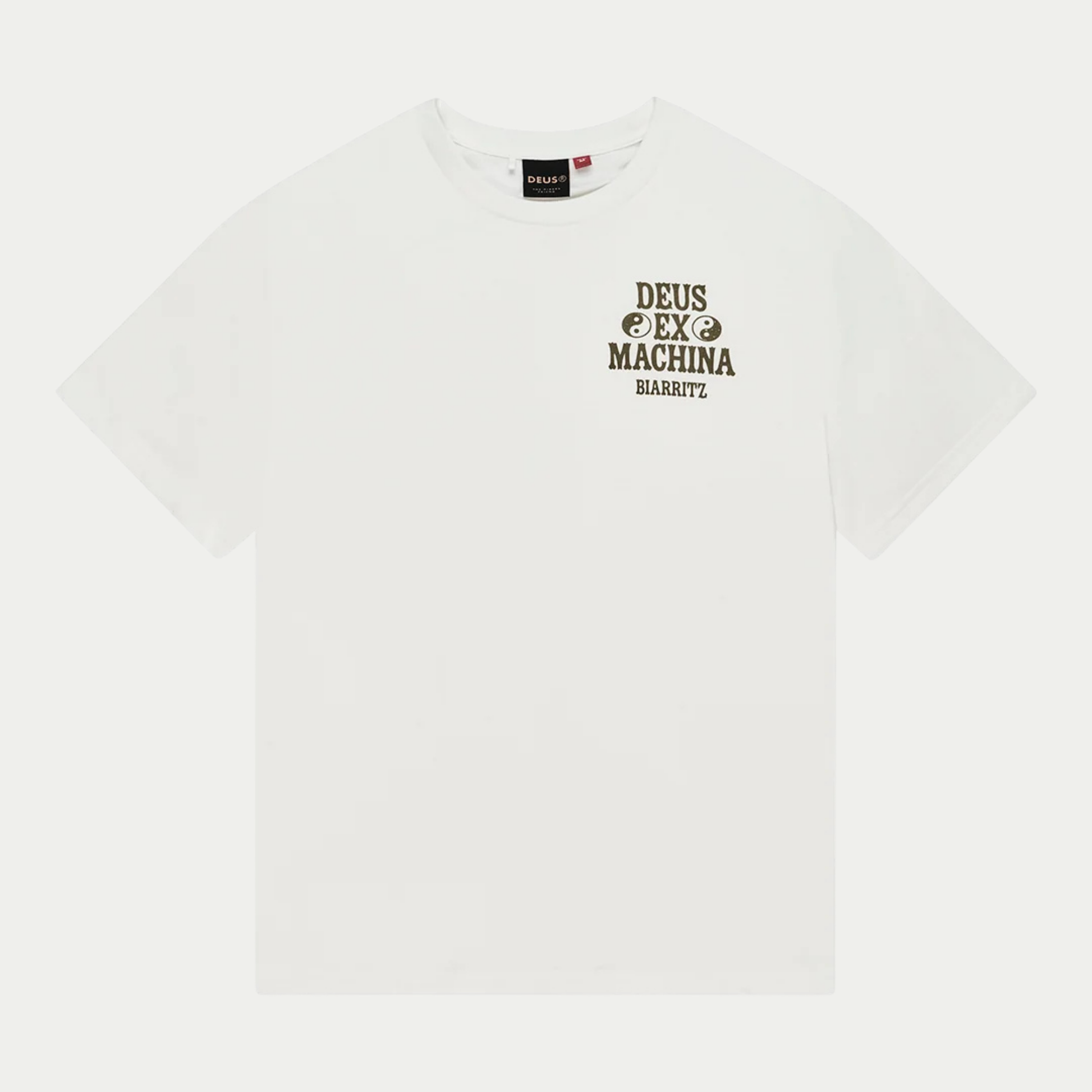 T-shirt Biarritz Ceramic blanc Deus Ex Machina, vue de face à plat, petit logo olive sur la poitrine