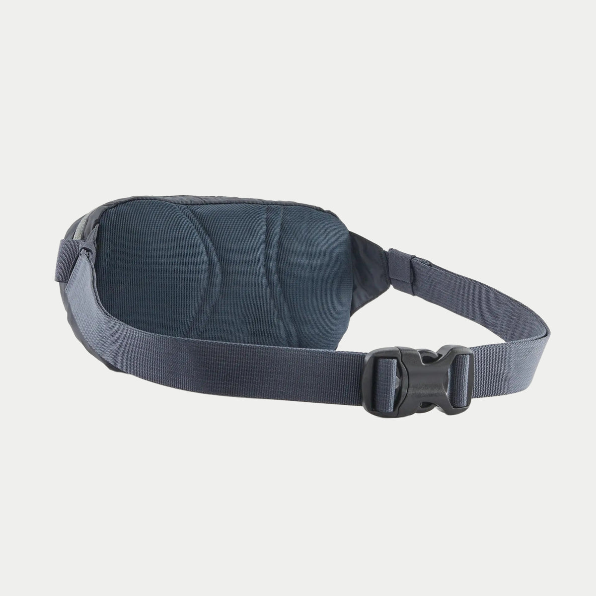 Dos de la banane Terravia Smolder Blue, panneau matelassé et boucle clip sur sangle bleu ardoise