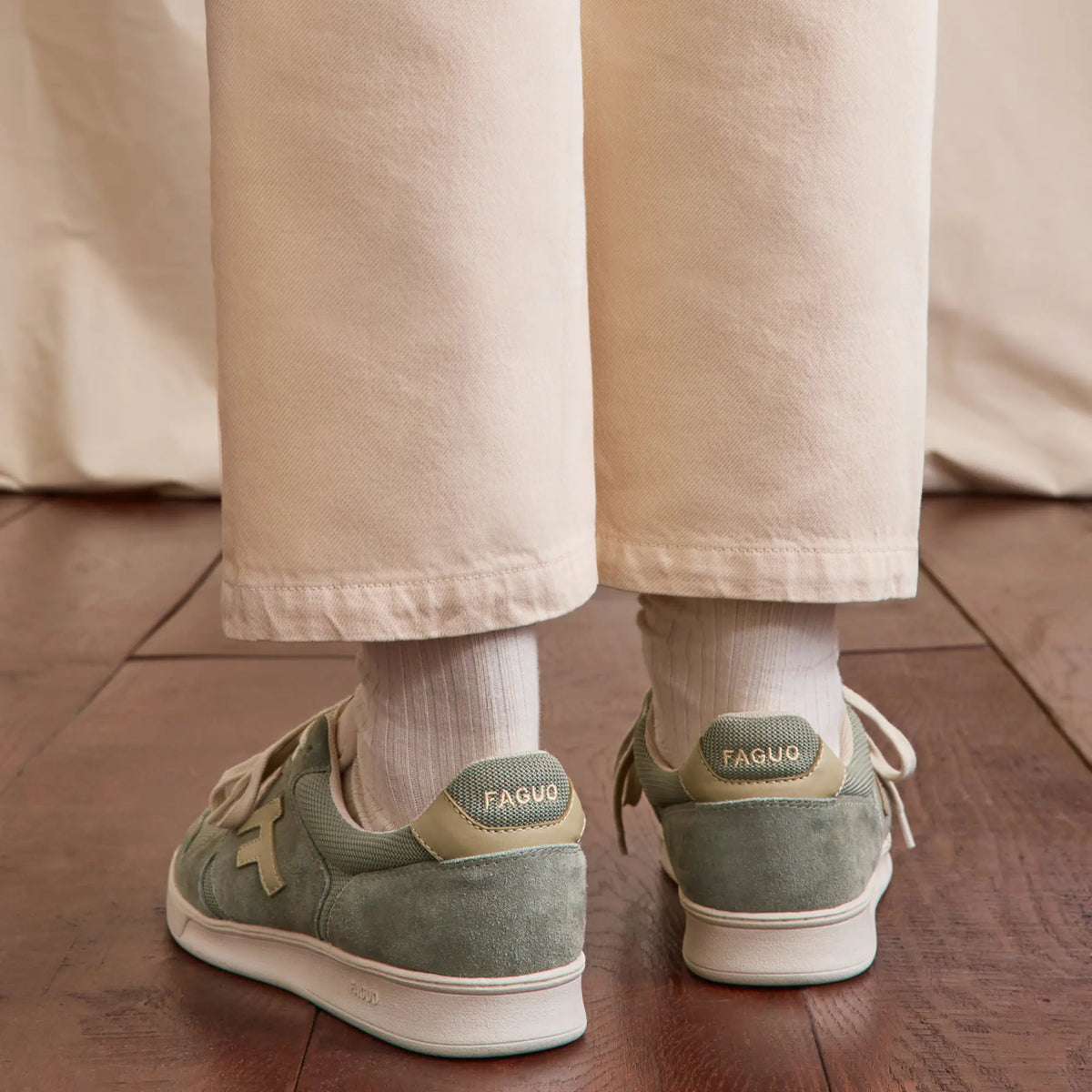 Baskets Palmer kaki Faguo - ambiance, vue arrière, patch talon FAGUO brodé beige
