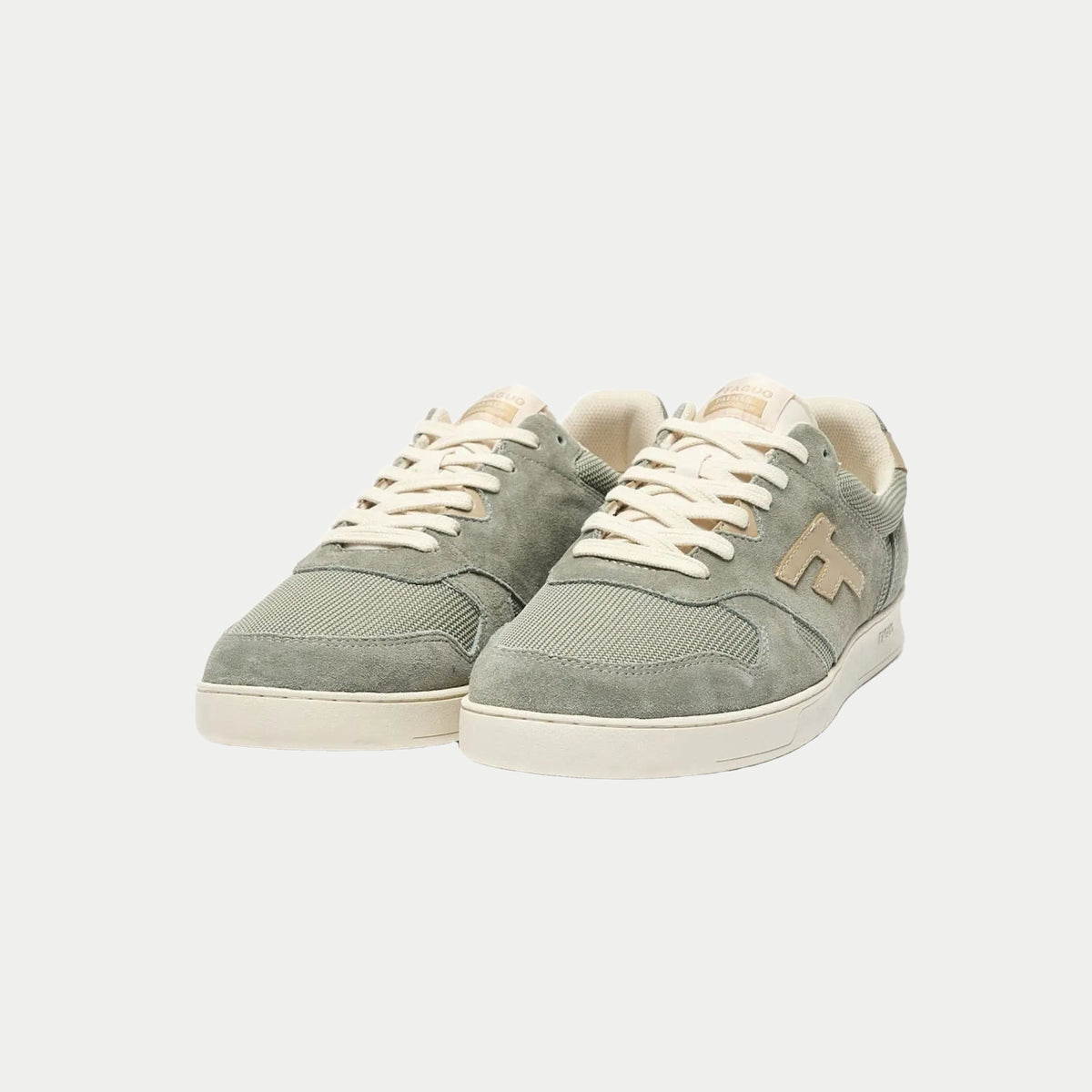 Baskets Palmer kaki Faguo - la paire de trois quarts avant, lacets crème