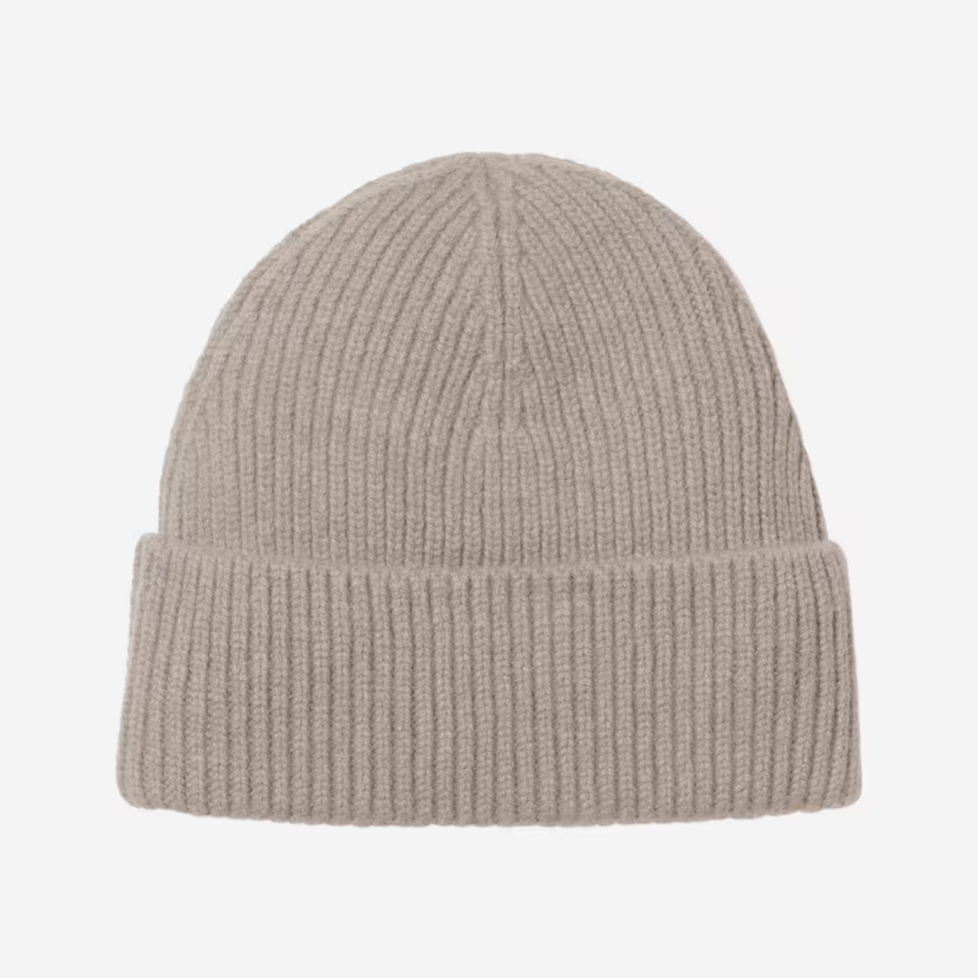 Bonnet Gabe Fleur de Sel Carhartt WIP vu de dos, revers replié et maille côtelée beige sable sans étiquette