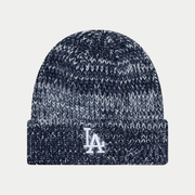 Bonnet LA Dodgers Chunky Knit New Era bleu marine chiné, vue de face avec logo LA brodé blanc sur le revers