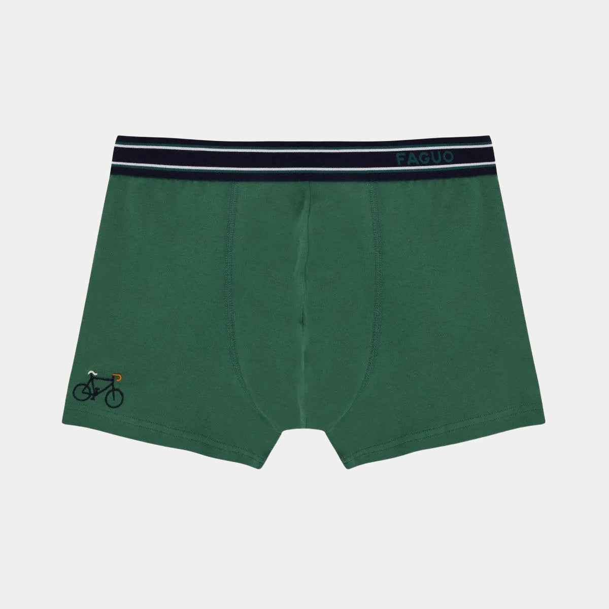 Boxer Faguo vert sapin de face, broderie vélo marine en bas de jambe et ceinture élastiquée rayée blanc et vert