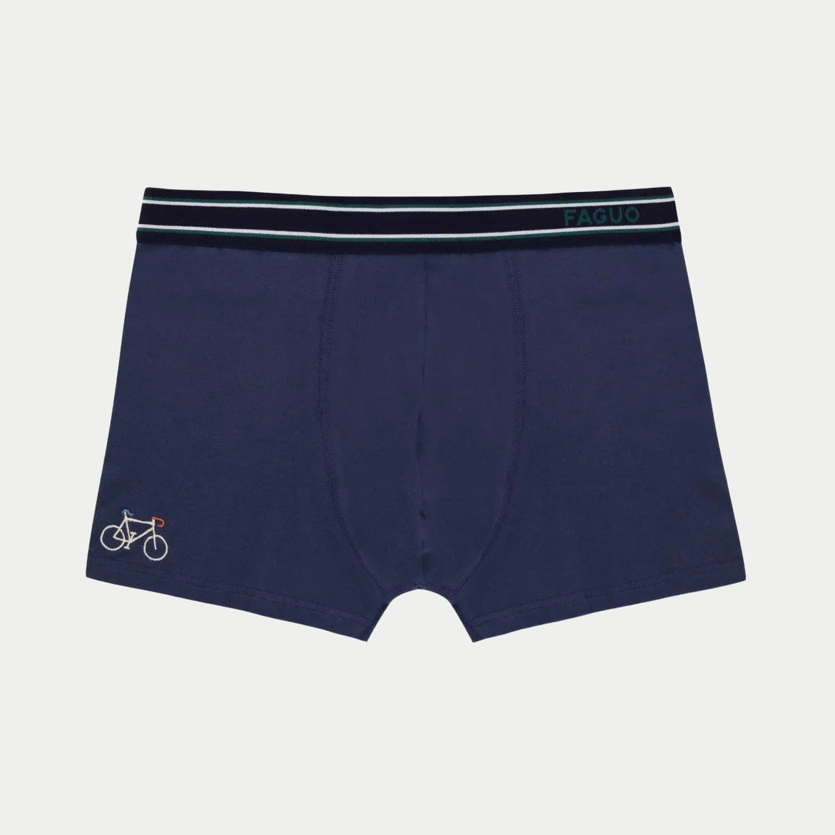 Boxer Faguo bleu marine de face, broderie vélo écrue en bas de jambe et ceinture élastiquée rayée vert et blanc