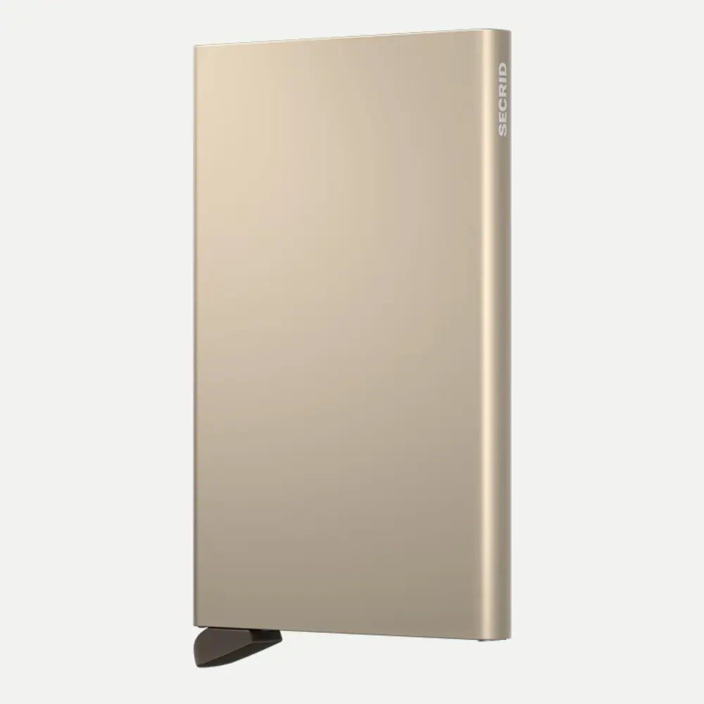 Porte-cartes aluminium beige champagne métallisé debout, poussoir brun sous le boîtier