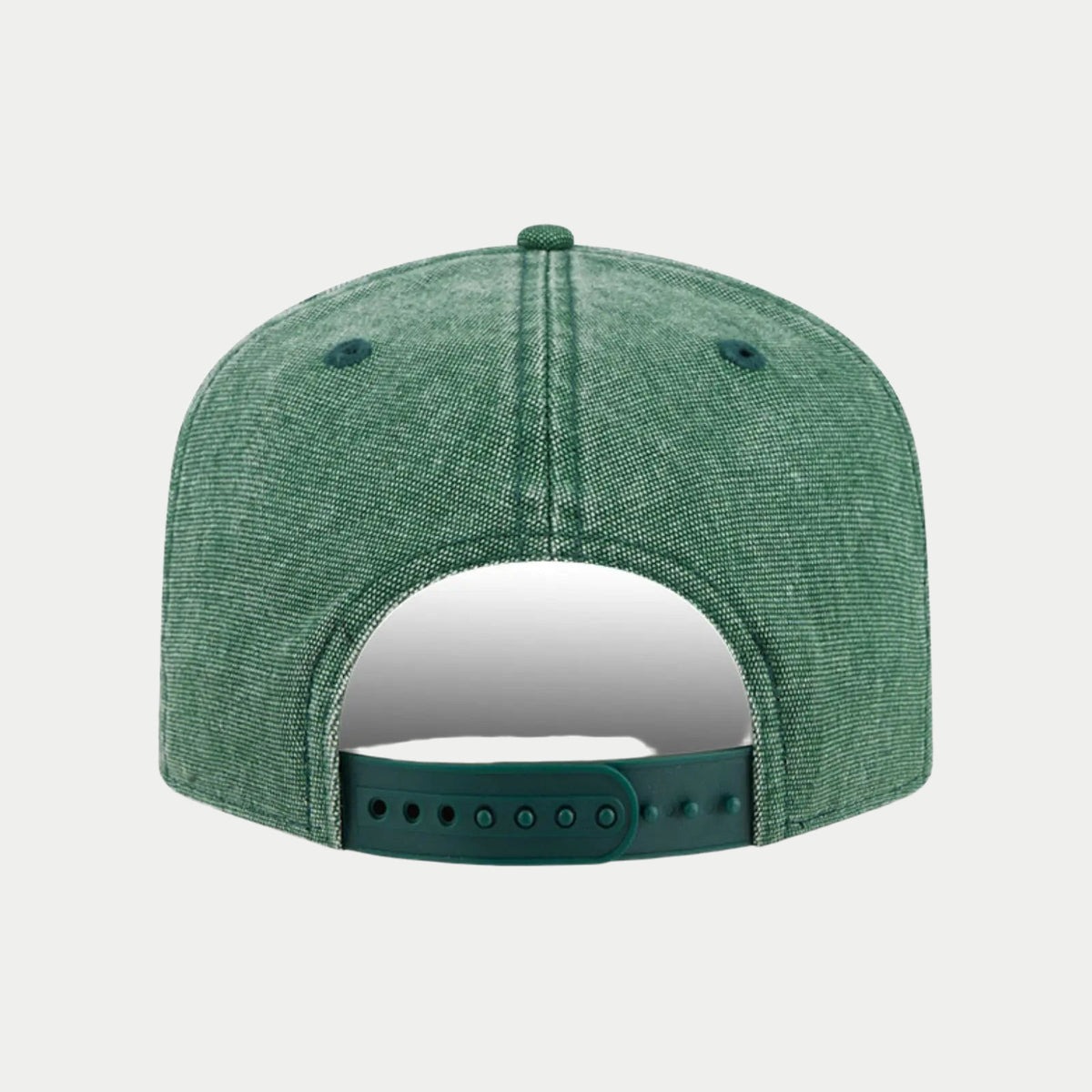 Dos de la casquette 19Twenty Oakland Athletics, ouverture snapback et sangle plastique vert foncé crantée