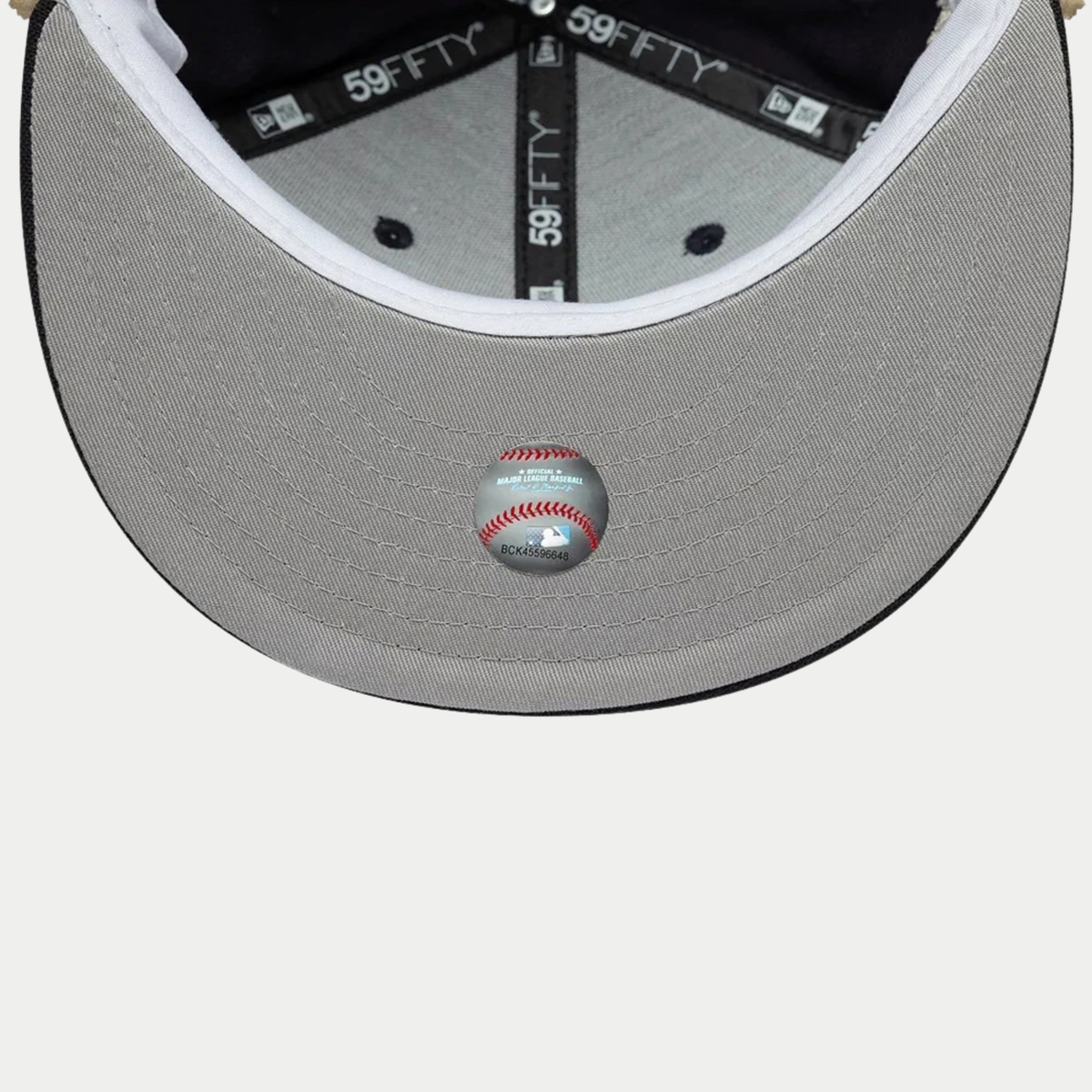 Casquette 59Fifty Dogear Yankees Bleu Marine New Era - dessous de visière gris et bandeau intérieur 59Fifty