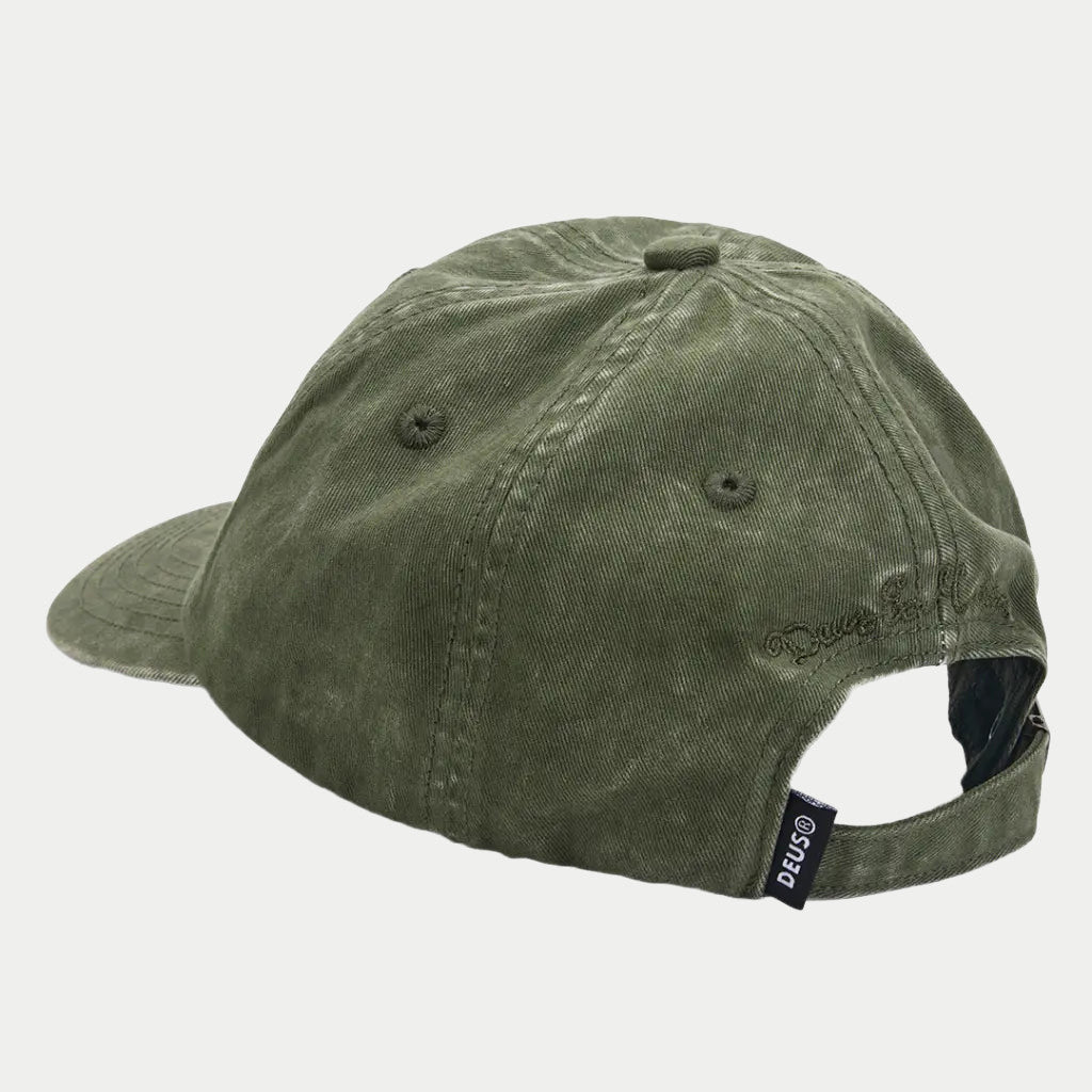 Dos de la casquette Cypress verte : script brodé, sangle réglable et doublure sombre apparente