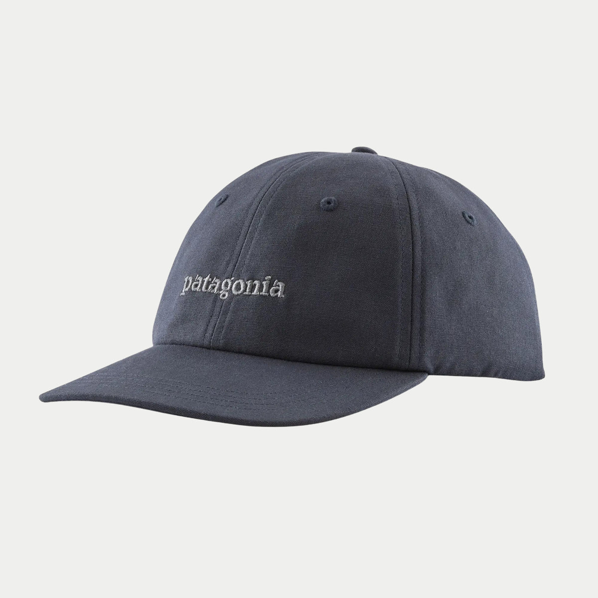 Casquette Text Logo Smolder Blue en toile bleu ardoise foncé, lettrage patagonia brodé gris clair