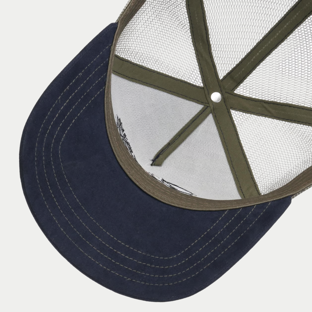 Casquette trucker Stetson Rodeo Round Up bleue - dessous de la visière bleu marine et intérieur de la calotte