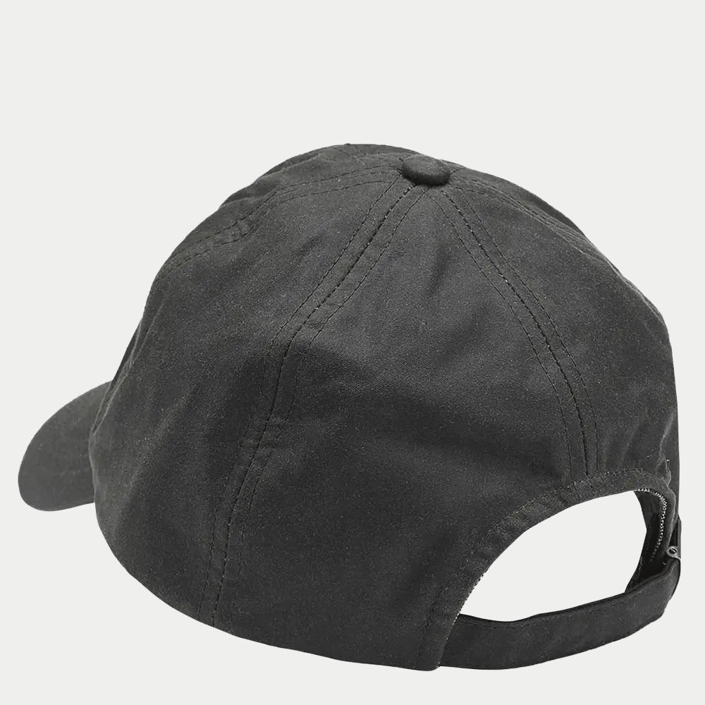 Dos de la casquette Wax Sage, ouverture de réglage et sangle en coton huilé