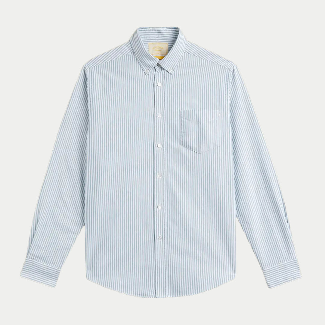 Chemise Belavista à rayures vertes sur fond blanc, à plat, col boutonné et poche poitrine plaquée