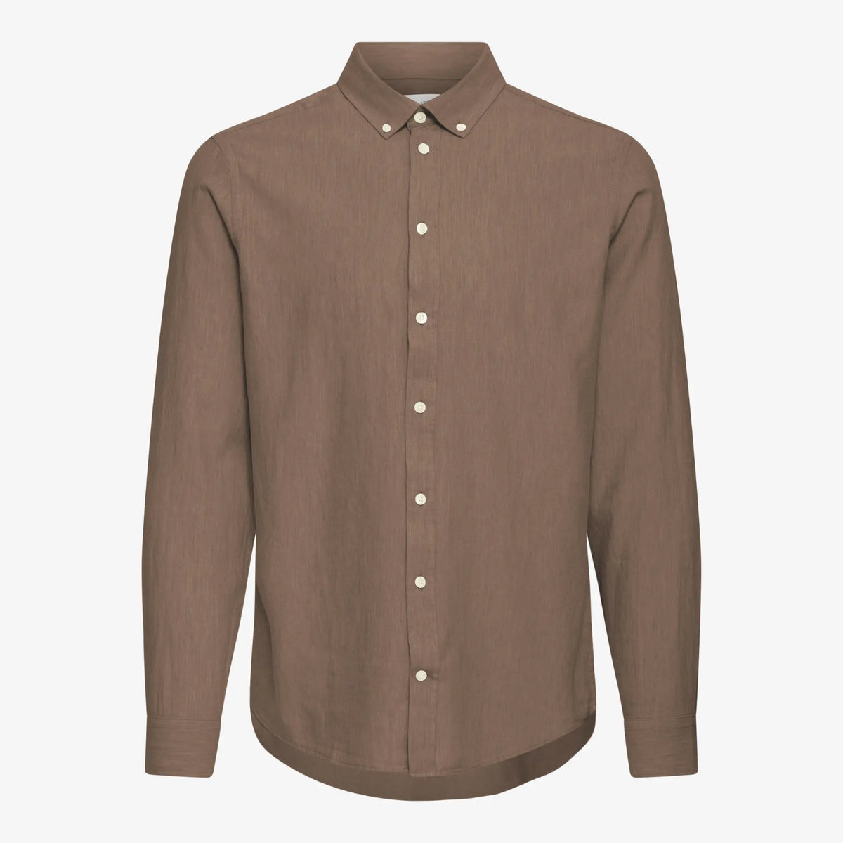 Chemise en lin marron à plat, col boutonné, patte de boutonnage et boutons blancs