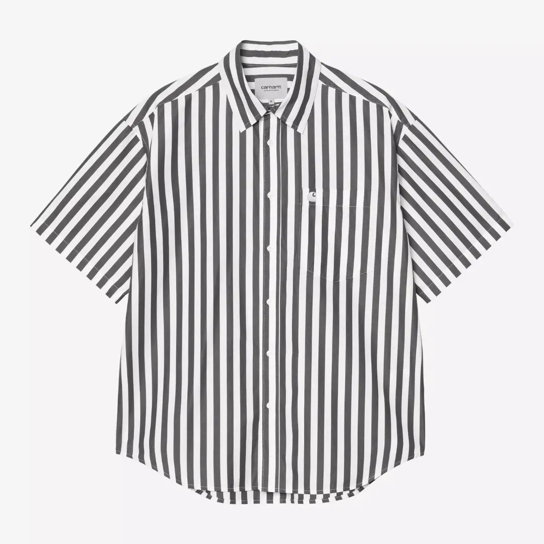 Chemise Royce à larges rayures graphite et blanches, à plat : manches courtes, poche poitrine et logo brodé