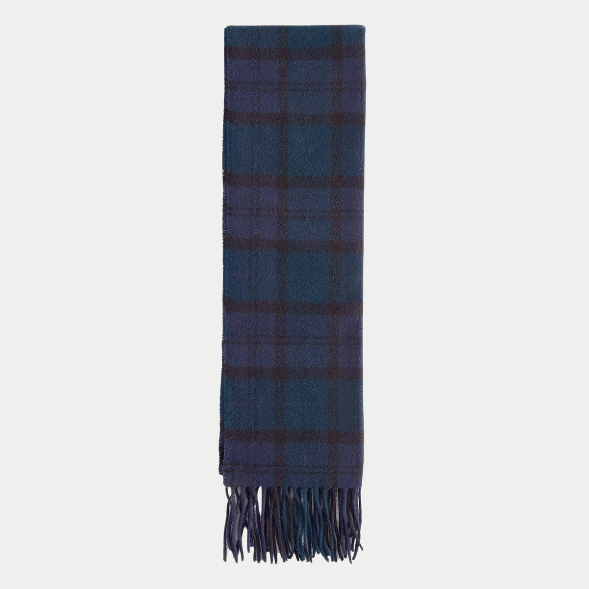 Écharpe Barbour en laine d'agneau, tartan Black Watch bleu marine et vert sapin, pliée en long avec ses franges