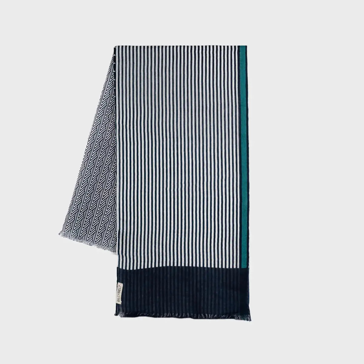Foulard en coton plié : fines rayures Bleu Marine et blanches, liseré vert et large bout Bleu Marine