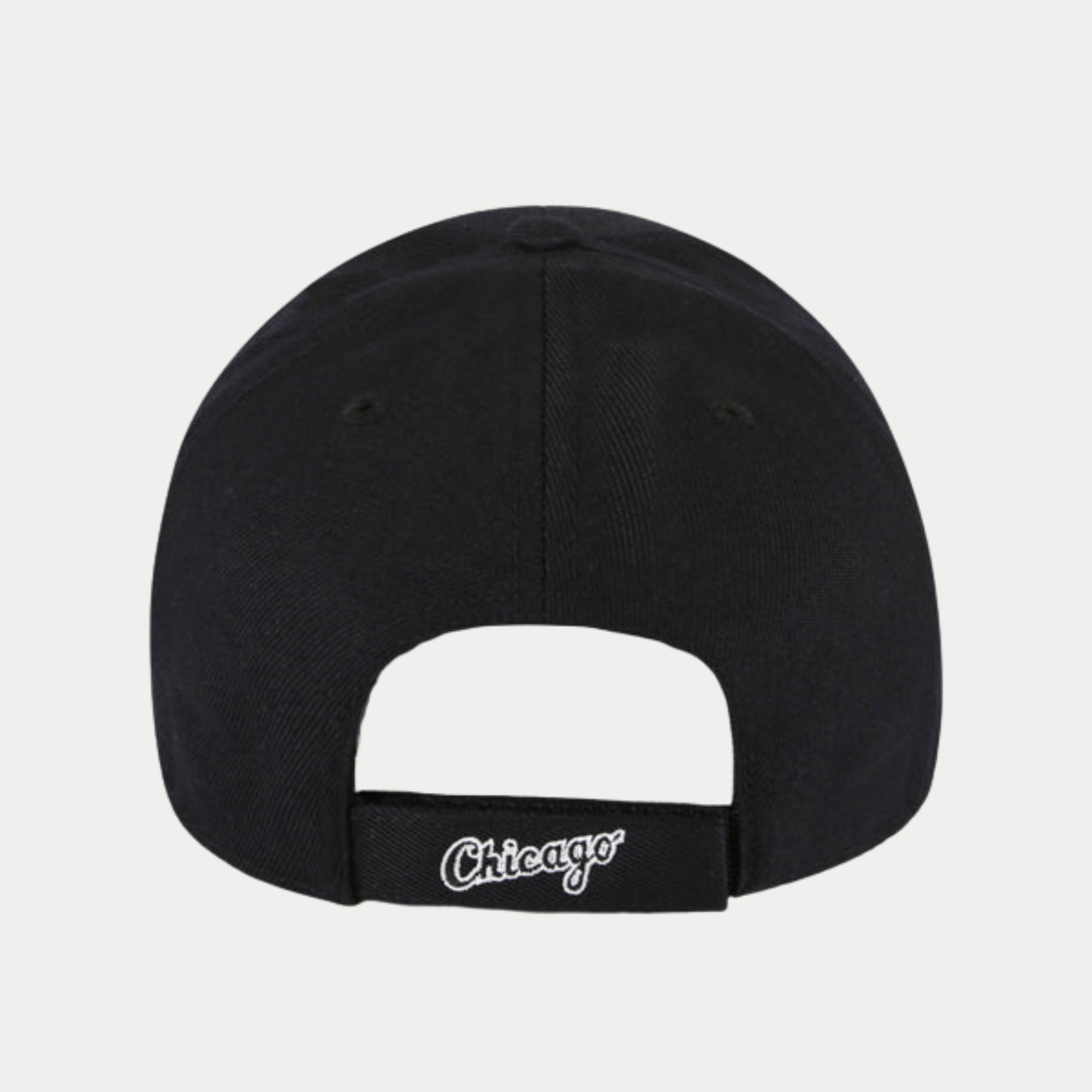 Dos de la casquette '47 MVP noire, Chicago brodé blanc sur la sangle velcro