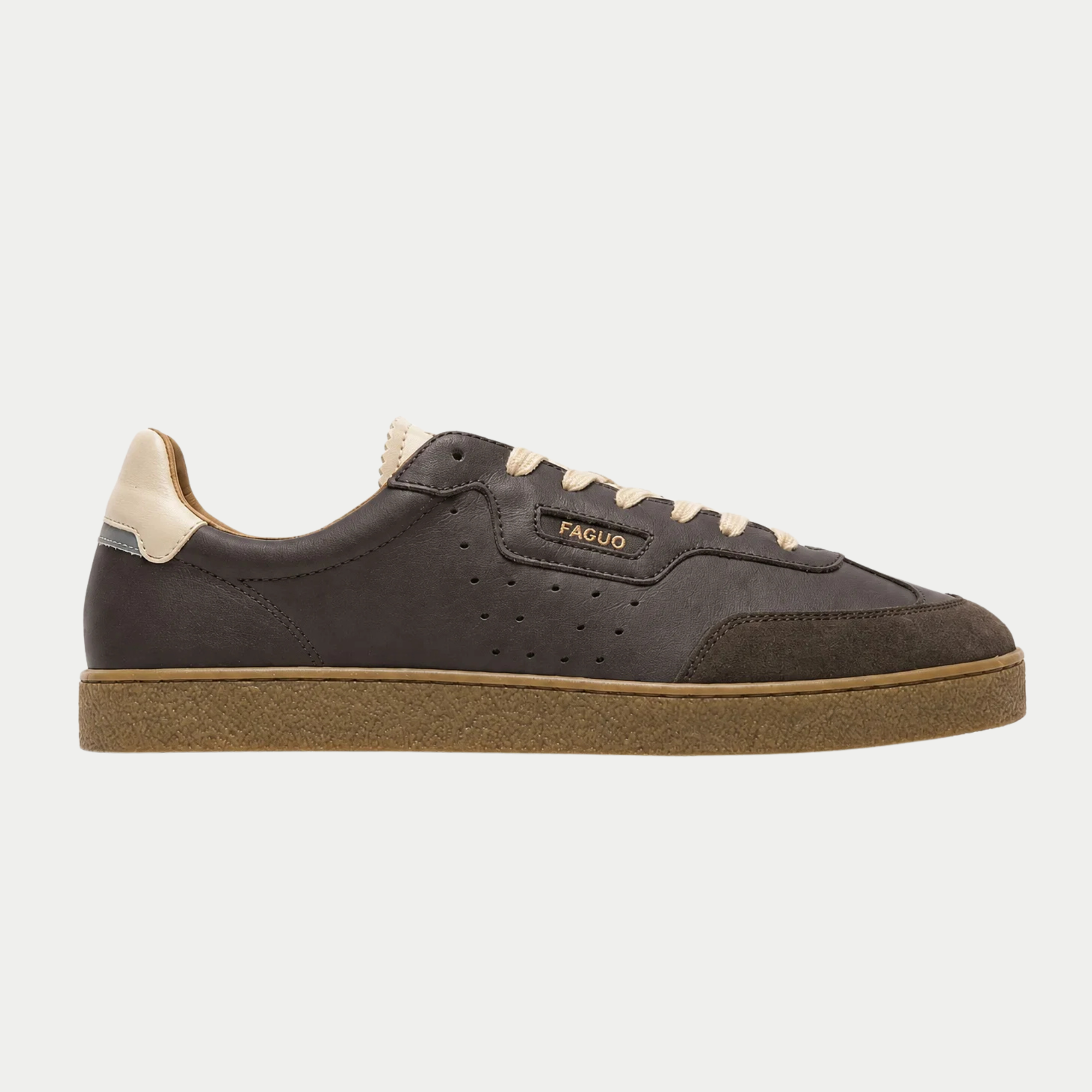 Basket Lumbo Faguo en cuir chocolat de profil, semelle gomme caramel