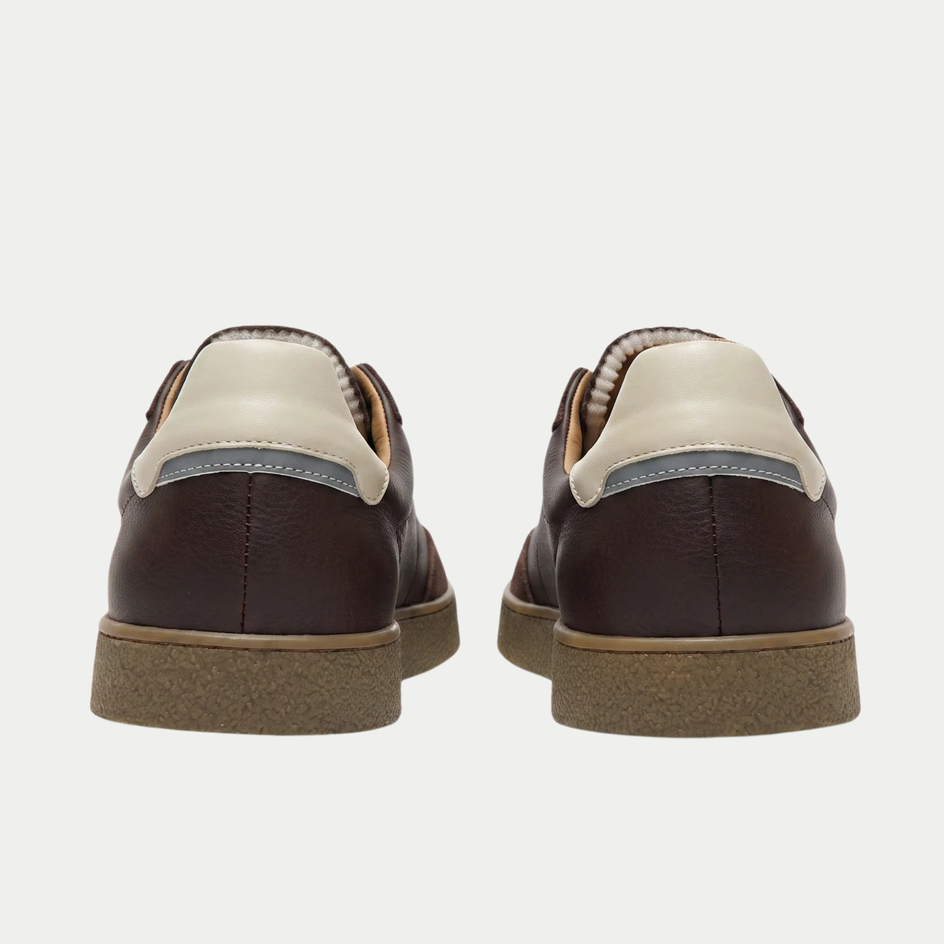 Talons des baskets Lumbo Faguo chocolat, contrefort écru et semelle caramel