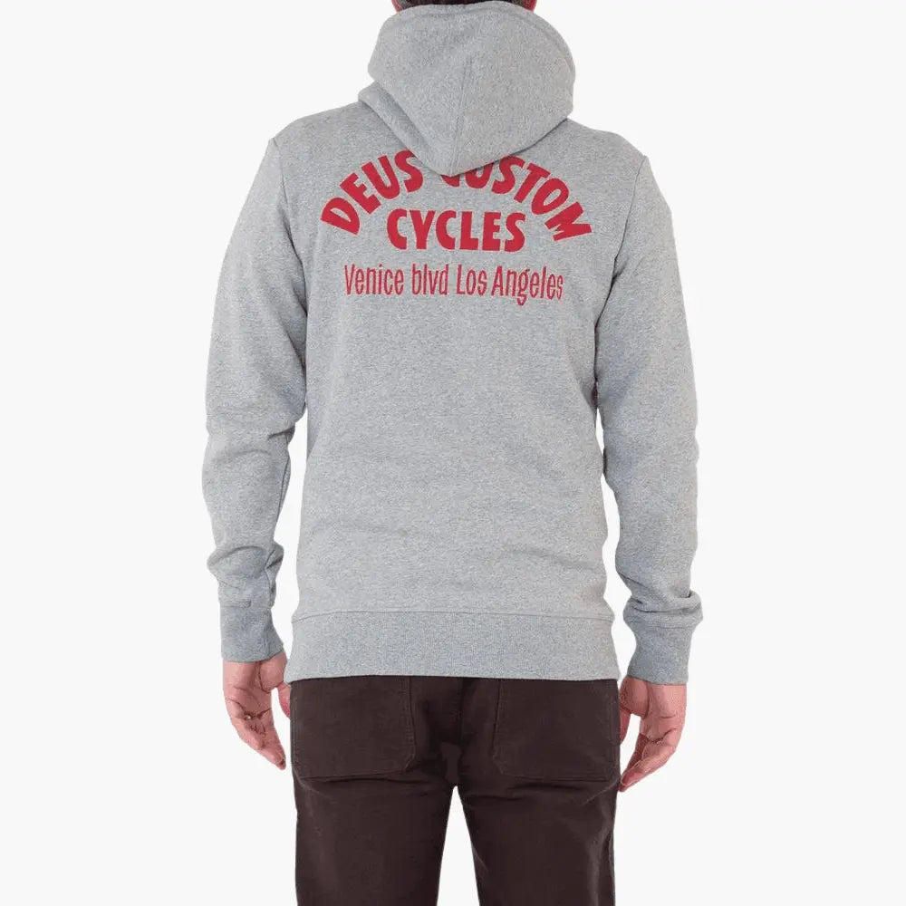 Sweat Illusions gris chiné porté de dos, grand print rouge arqué déployé entre les épaules