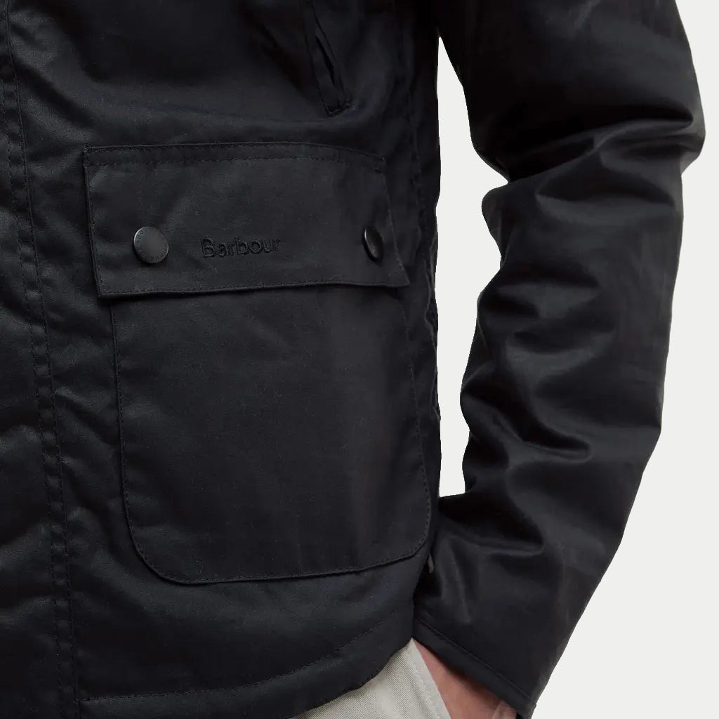 Veste Reelin Marine Barbour - poche à rabat au logo pressionné et poche passepoilée oblique