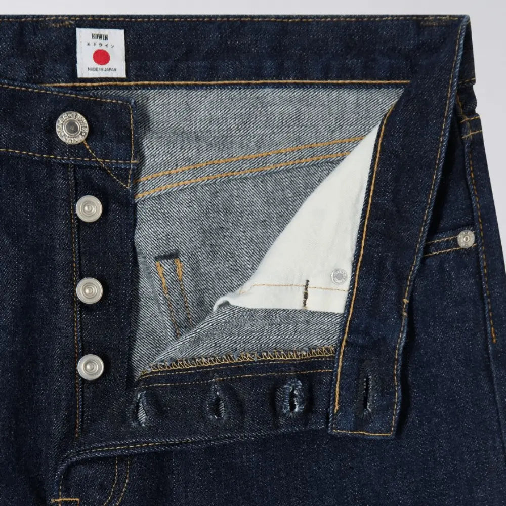 Ceinture ouverte du jean Loose Blue Rinsed, braguette à boutons argentés et étiquette Made in Japan