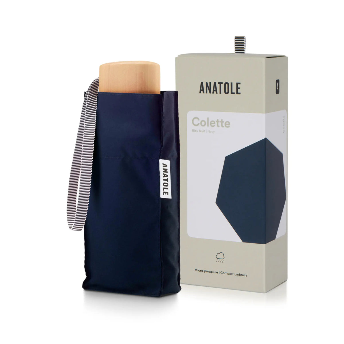 Mini parapluie Colette bleu marine dans sa housse assortie, poignée en bois clair, coffret Anatole à droite