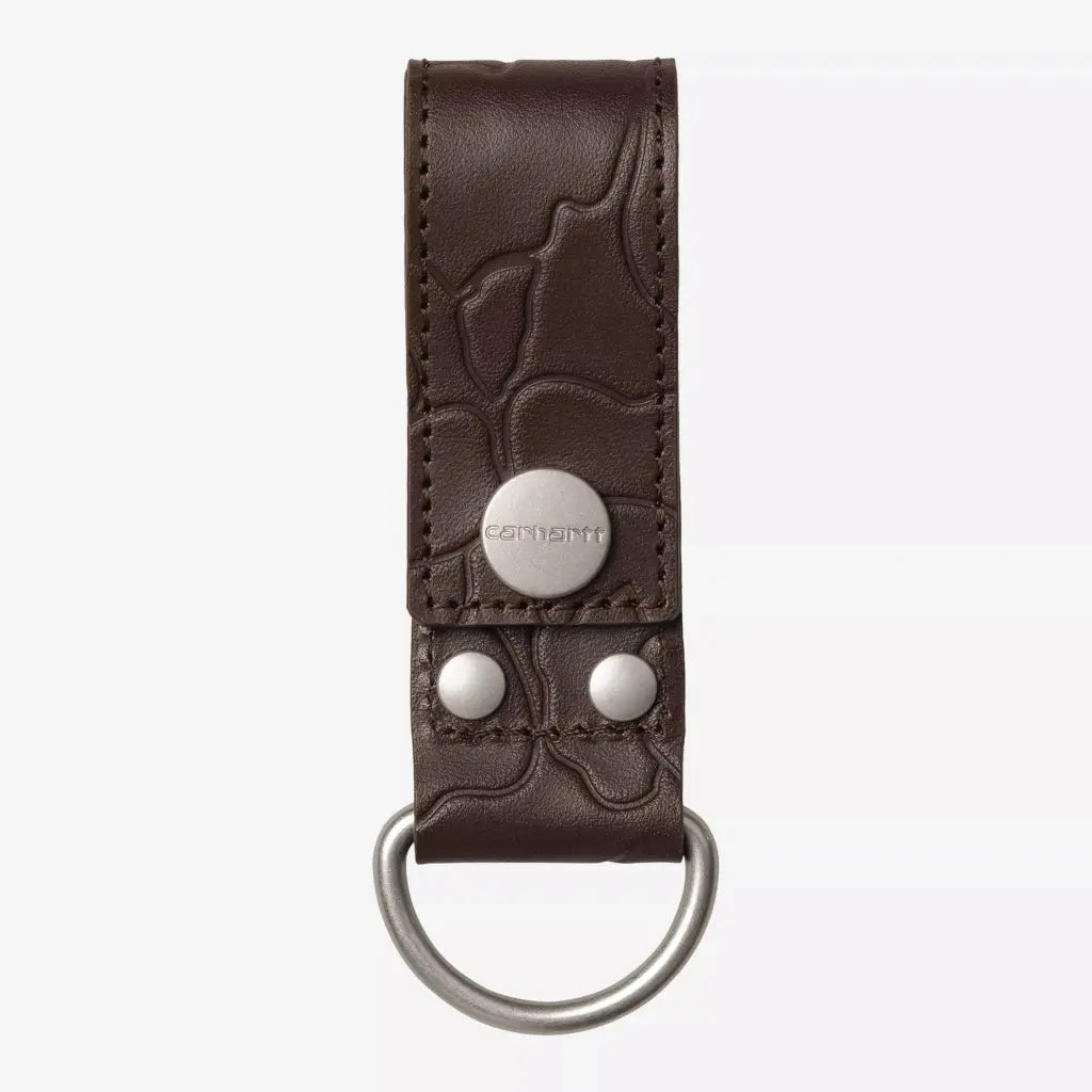 Porte-clés en cuir brun chocolat à camouflage embossé ton sur ton, bouton-pression et anneau métal brossé