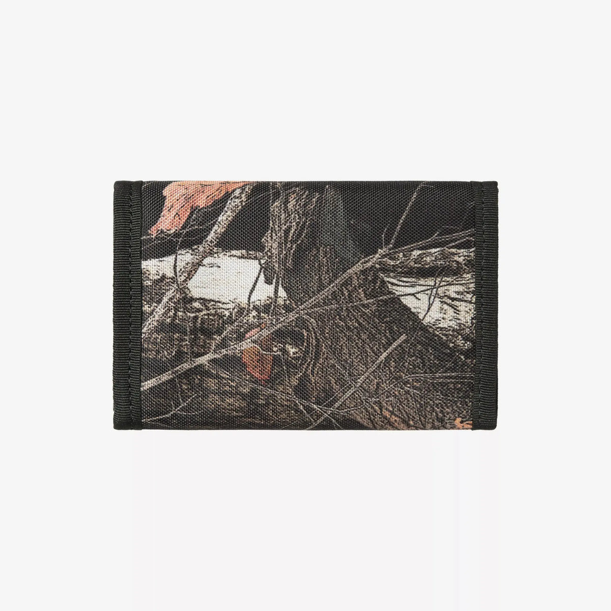Dos du portefeuille Alec fermé, camo photo-réaliste de branches et de feuilles rouille sur fond noir