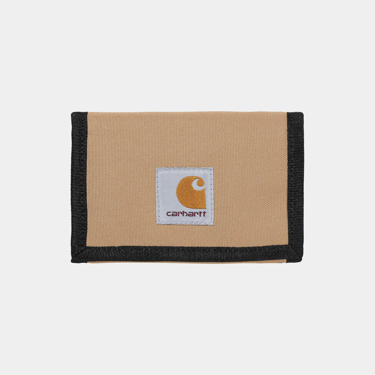 Portefeuille Alec fermé, toile beige sable Peanut, étiquette carrée blanche brodée au centre et bords noirs