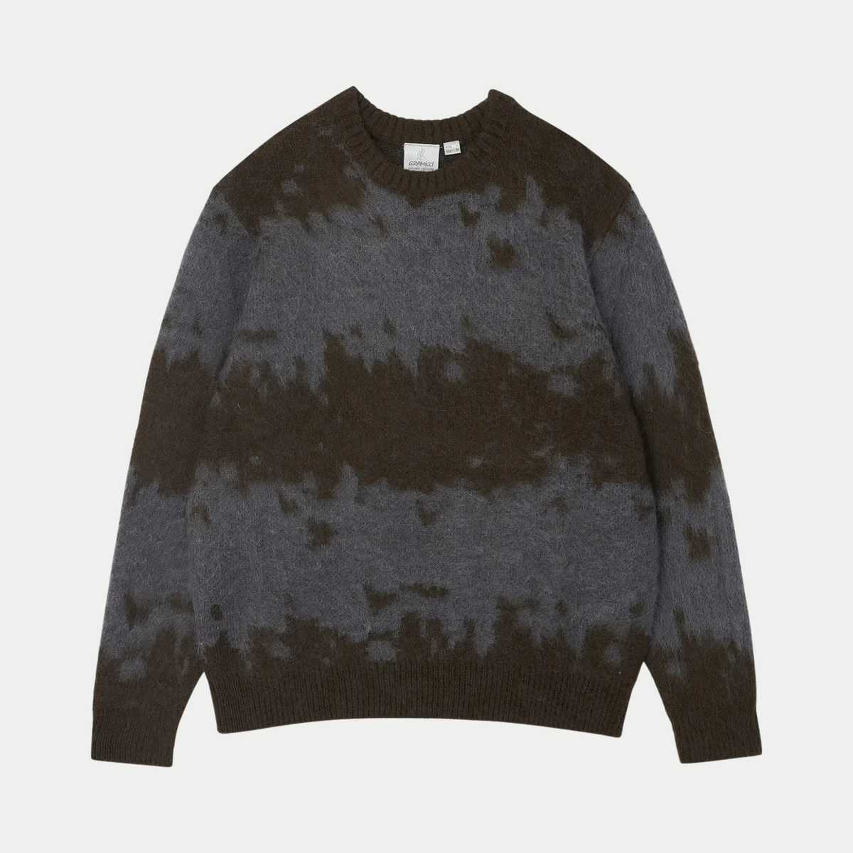 Pull en mohair Gramicci Slate à plat, maille gris ardoise éclaboussée de brun foncé et col rond