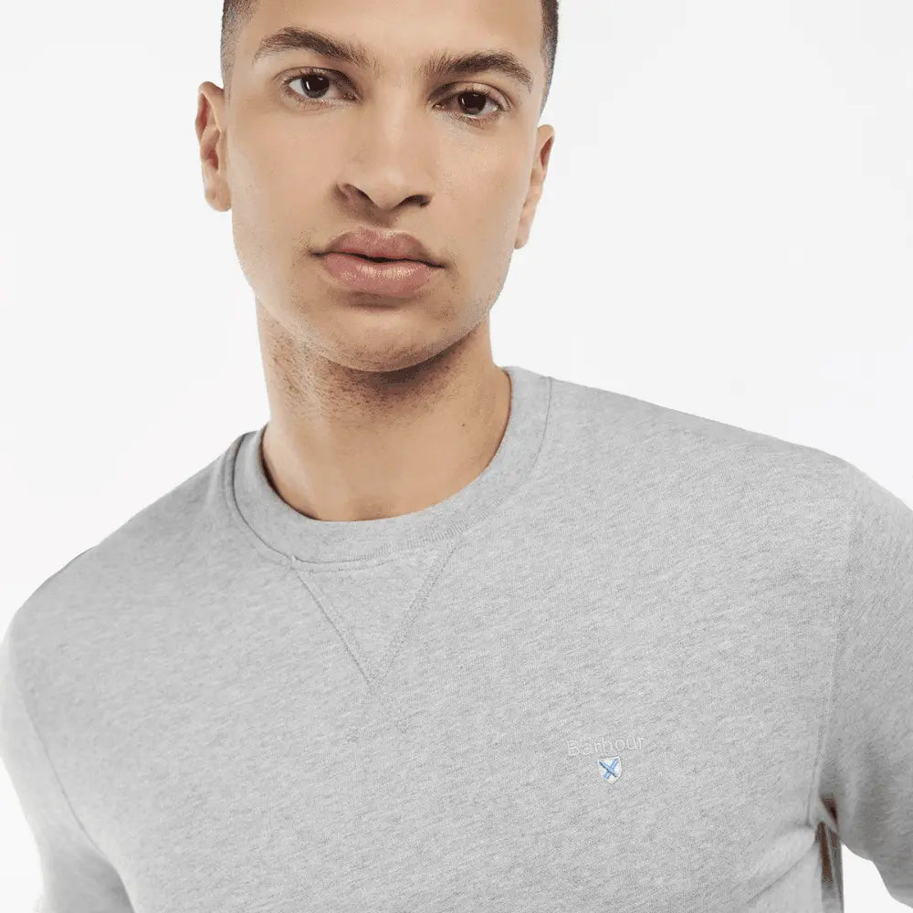 Buste du Sweat Ridsdale gris chiné, encolure ronde et petit logo brodé bleu