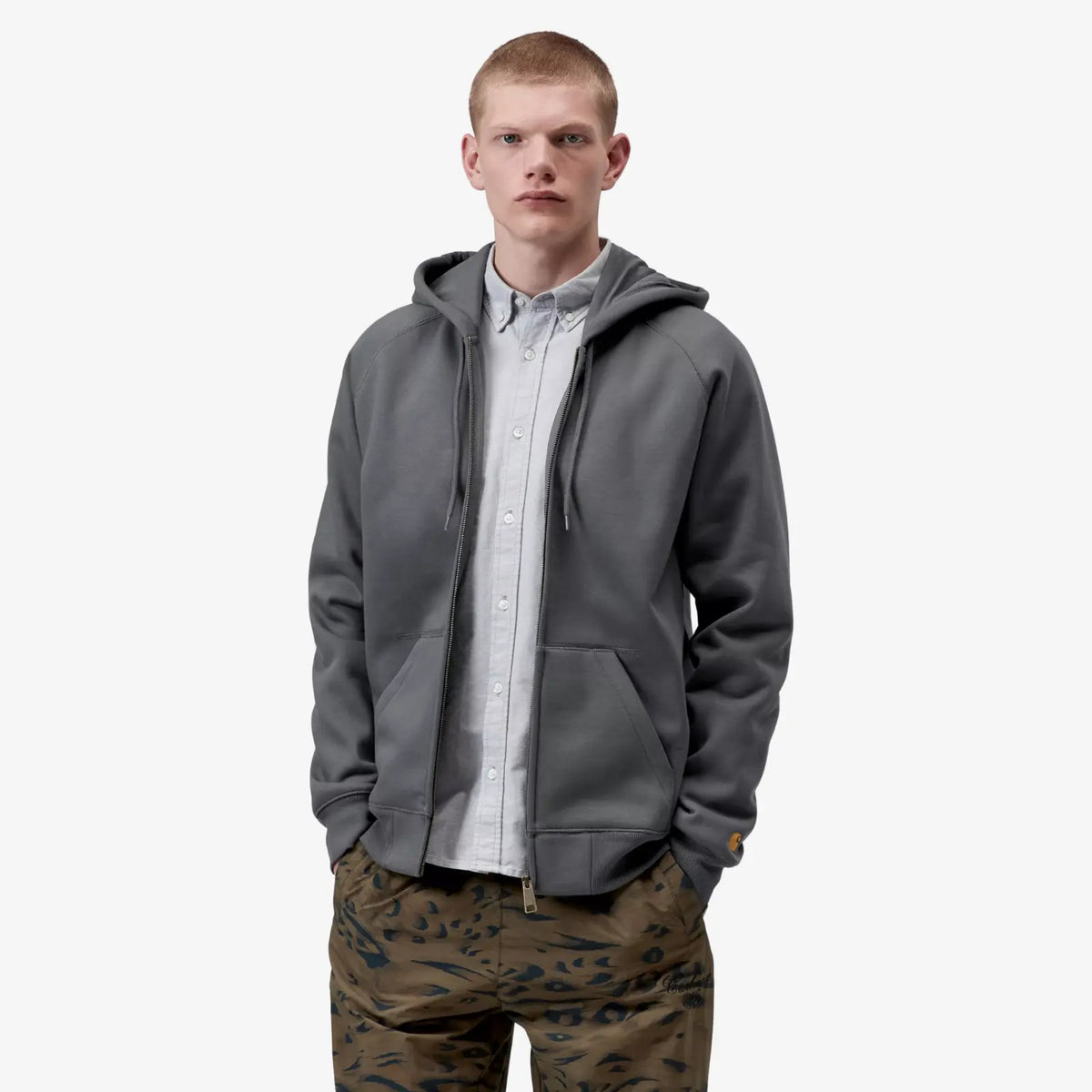 Sweat Zippé Chase Carhartt WIP Styx - détail broderie logo C manche