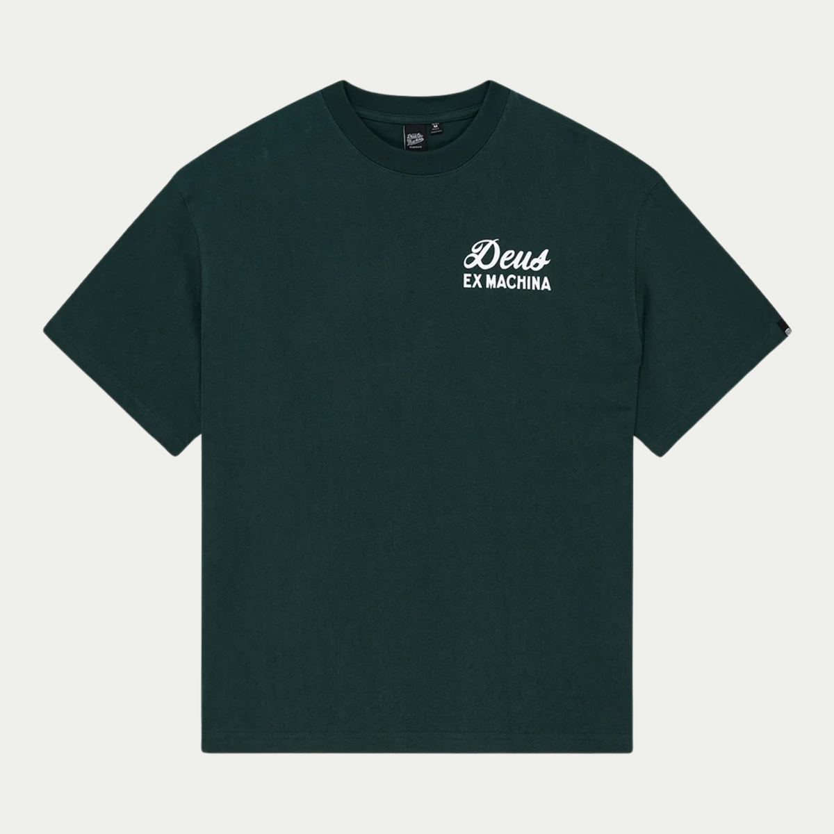 T-shirt Biarritz Sign vert sapin Deus Ex Machina, vue de face à plat, logo script blanc sur la poitrine