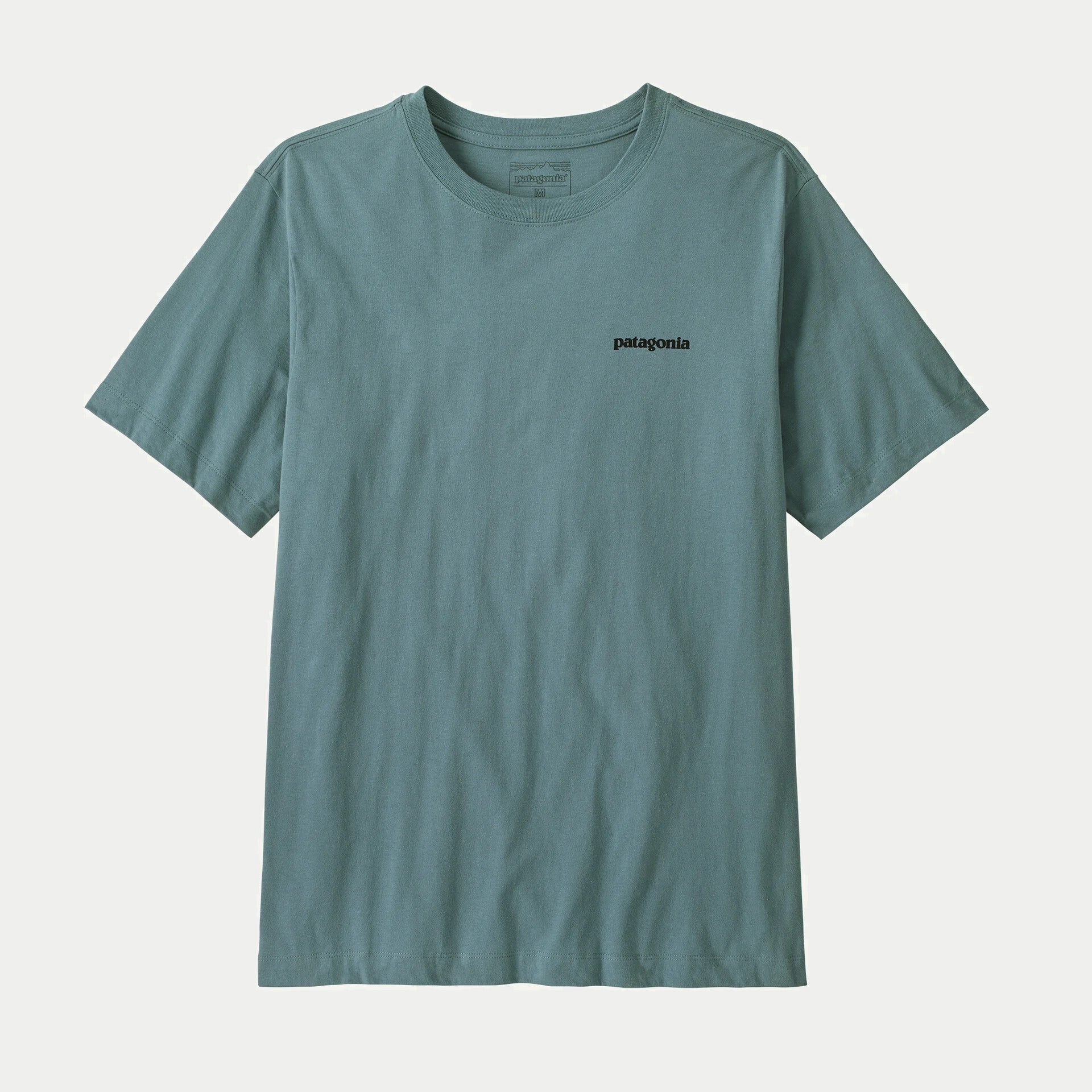 T-shirt P-6 Logo Patagonia Blue Sage vert d'eau grisé, vue de face à plat avec le petit logo poitrine
