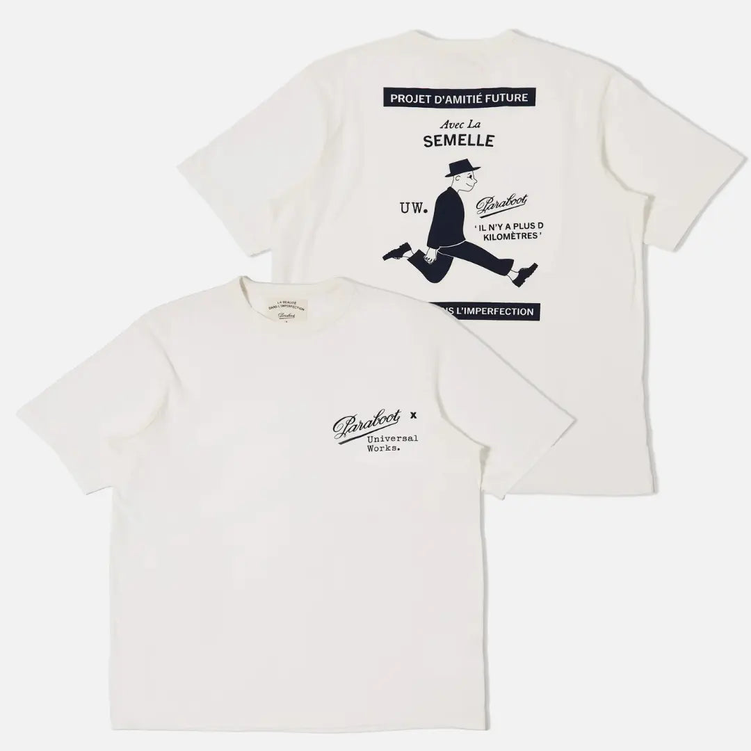 T-shirt blanc cassé vu des deux côtés, logo poitrine et imprimé bleu marine au dos