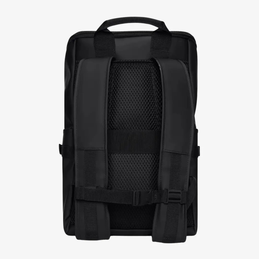 Dos du Texel Cargo Backpack noir, bretelles galbées, filet de ventilation et sangle de poitrine